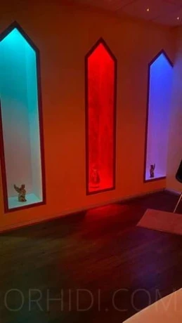 Relax Wellness Lounge — 4 / 7