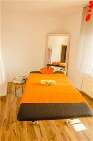 China- Japan-Massage — 2 / 14