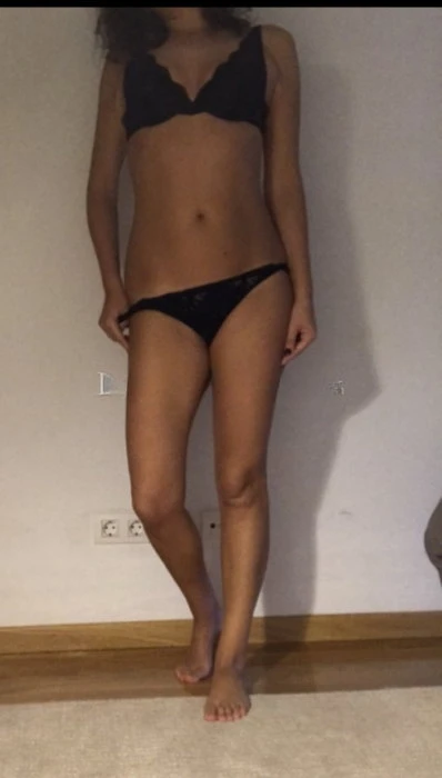 Paula, Escort, O Barco de Valdeorras
