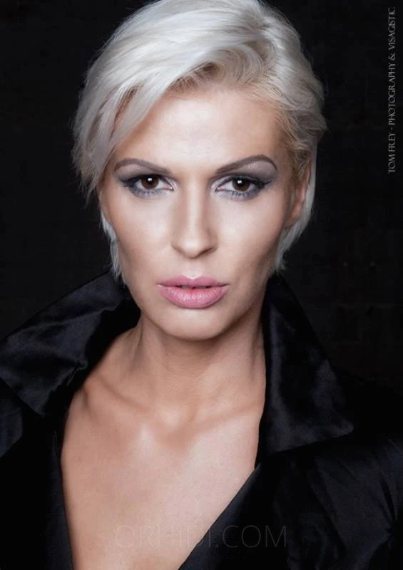 Medusa Manie, Escort, Dresden