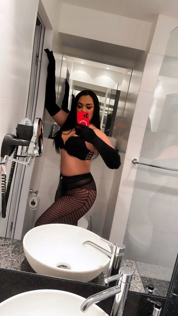 Trans Valentina15 — 15 / 17