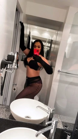 Trans Valentina15 — 15 / 17