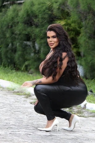 Luana souza — 4 / 12