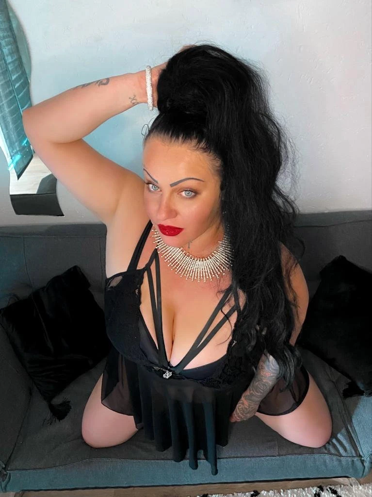 Alessia Top Bewertungen Bj Expertin Top Preise Und Angebote1, Escort, Frankfurt am Main