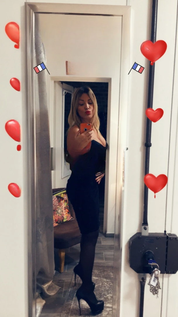 Heidi XXX — 6 / 9