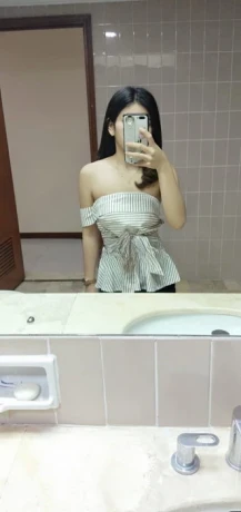 Dinda Aulia — 1 / 6