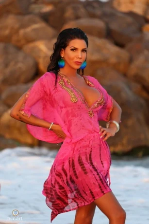 Ts Angelina Vegas — 9 / 12