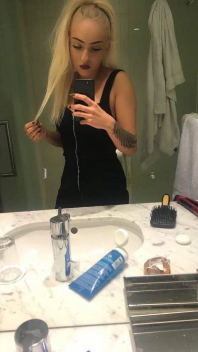 Lexy — 2 / 3