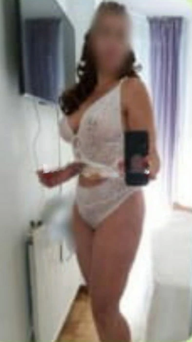 Sofía latina — 2 / 3