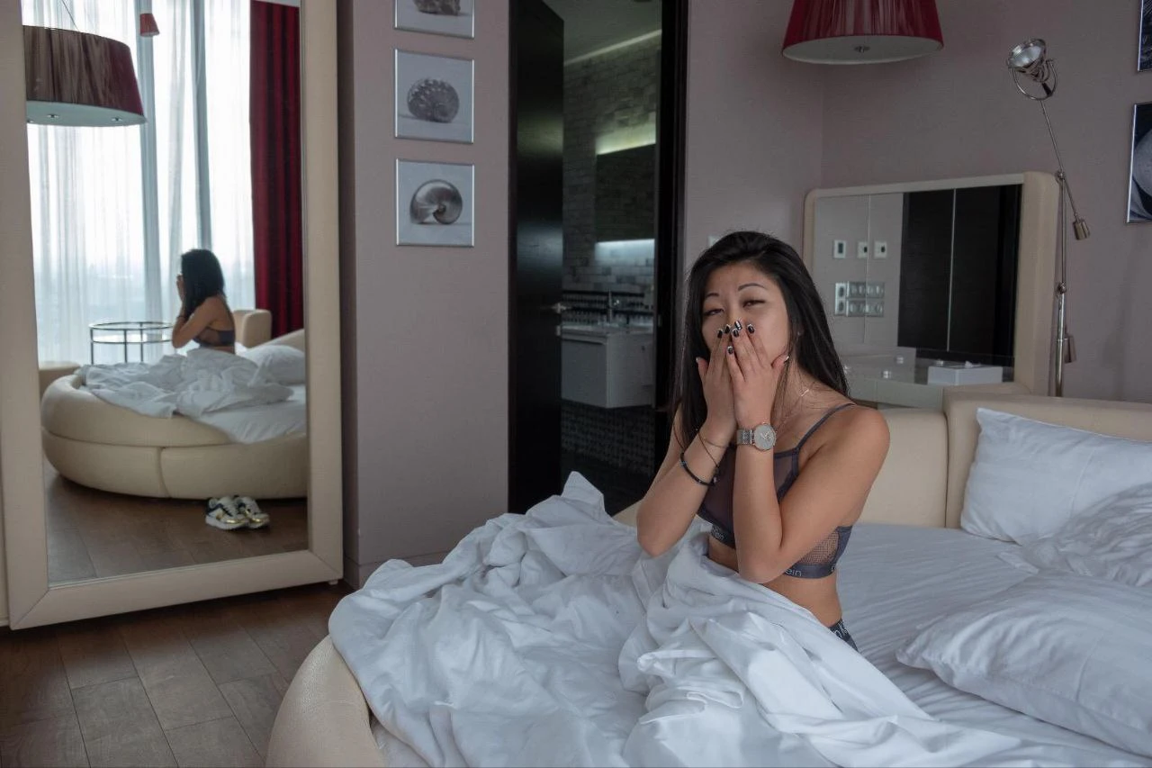 Yana, Escort, Geneva
