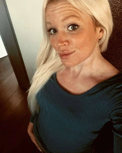 Linda — 3 / 5