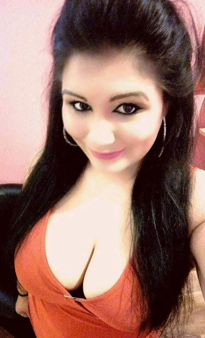Sara — 2 / 3
