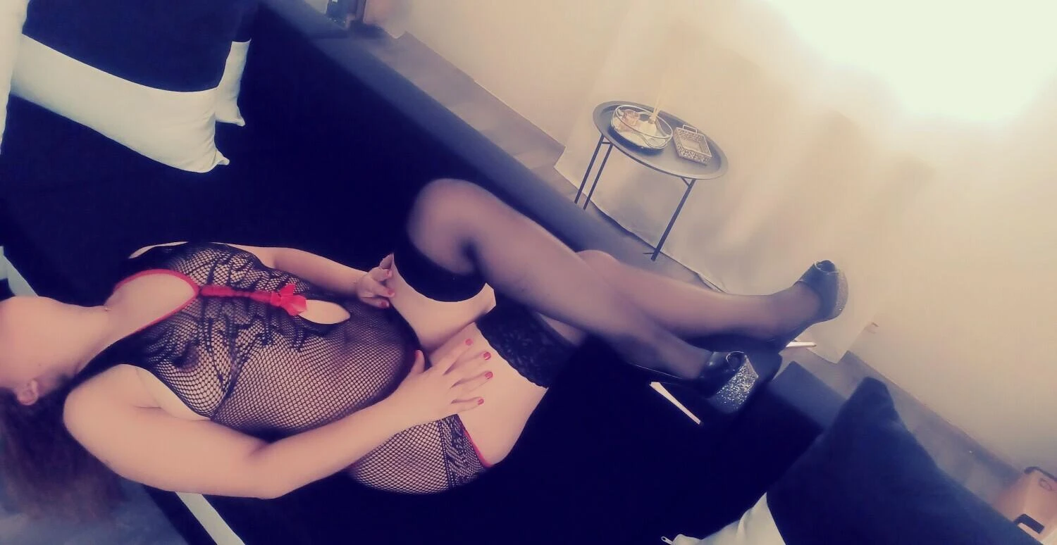 Isabella — 5 / 10