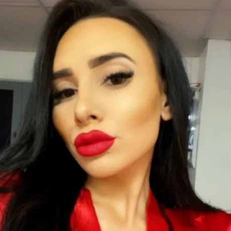 Amber Summers — 3 / 5