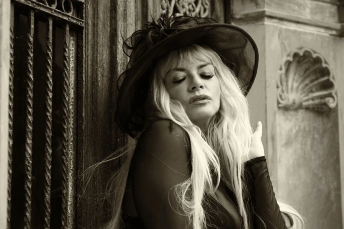 Janine Geile Lady Mit Super Sevice — 19 / 24