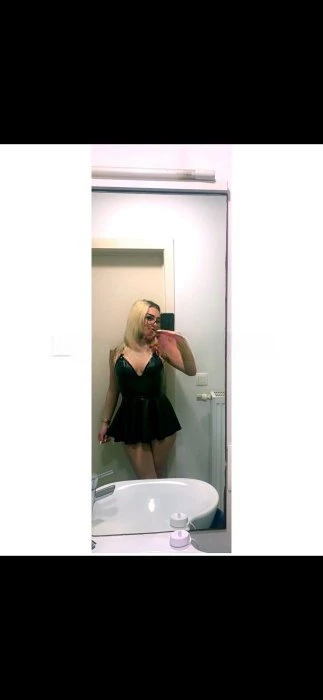 Karyna — 5 / 8