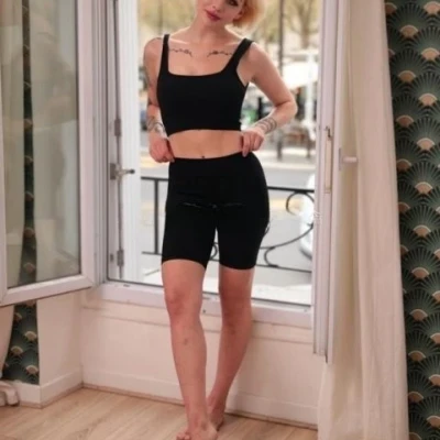 Pauline, Escort, Paris