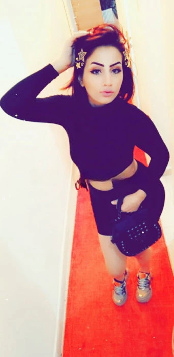 Ebtisam, Escort, Izmir