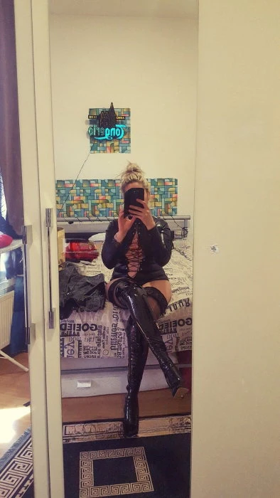 Kristina — 5 / 6