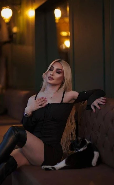 Bonita, Escort, Istanbul