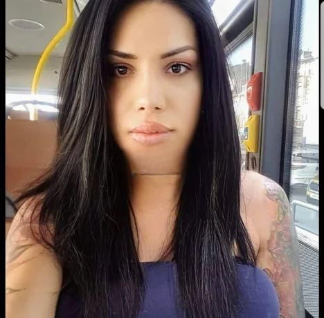 Aline Diniz — 7 / 12