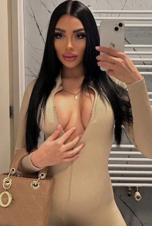 Zoe — 9 / 14