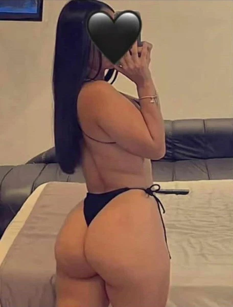 Adelina, Escort, Aschaffenburg