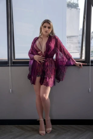 Alice Franco — 4 / 12