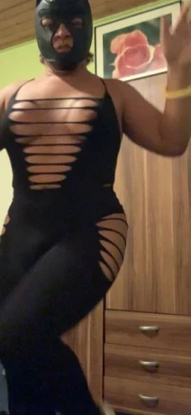 Trans Brunette Xxx — 10 / 11