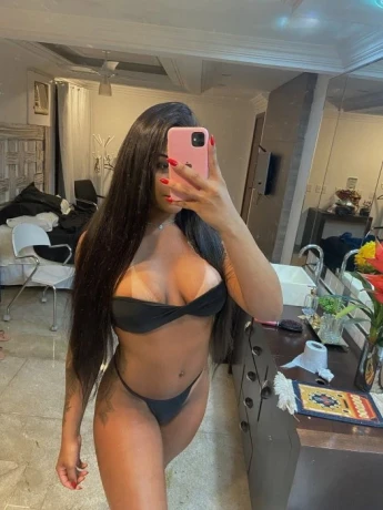 Anna Julia — 8 / 10