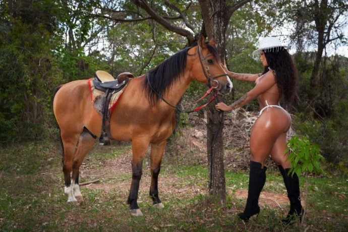 Maria ventin — 10 / 12