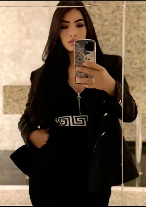 Fernanda — 2 / 6