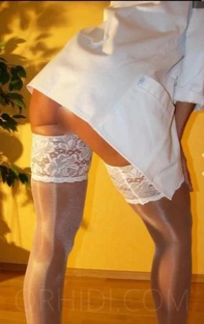 Jenny May — 12 / 13