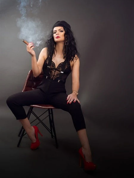 Evelina Anal Konigin, Escort, Augsburg