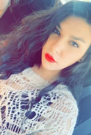 Arabic Girl — 1 / 10