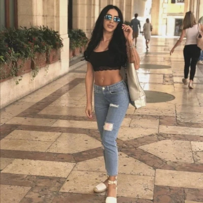 Julia, Escort, Germasogeia