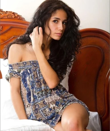 Nynphomanin Heiss Junge Sevelen Top Diskret — 1 / 3