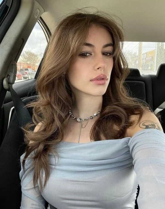 Dzhoi, Escort, Paris