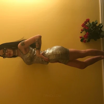 Evelyne_party_doll, Escort, Wallington