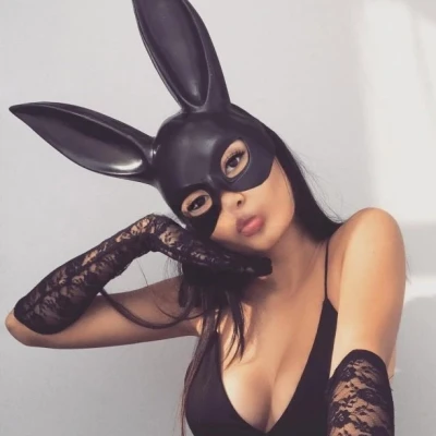 Gurid, Escort, Paris