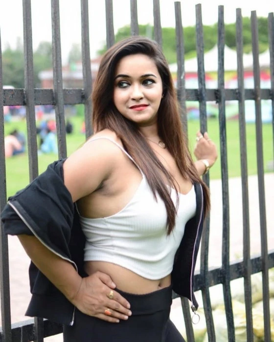 Komal, Escort, Dubai