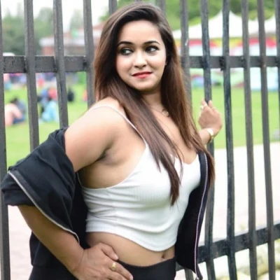 Komal, Escort, Dubai