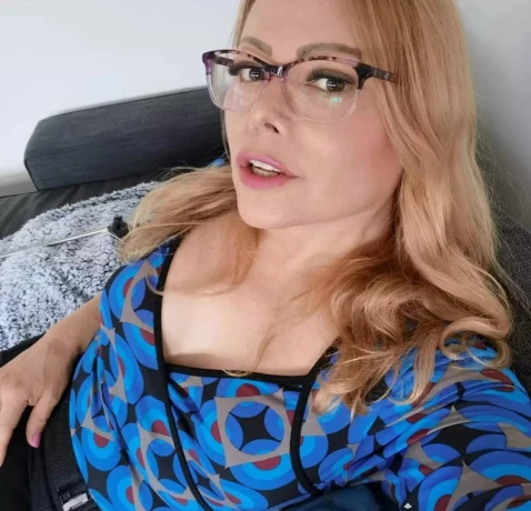 Petite Blonde Last Tour In Europe — 14 / 30