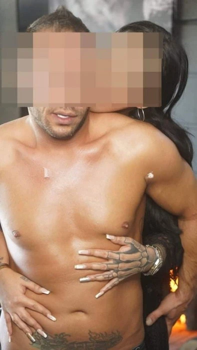 Katia & Karlos, Escort, Athens