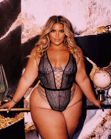 Koko Curvy — 10 / 12