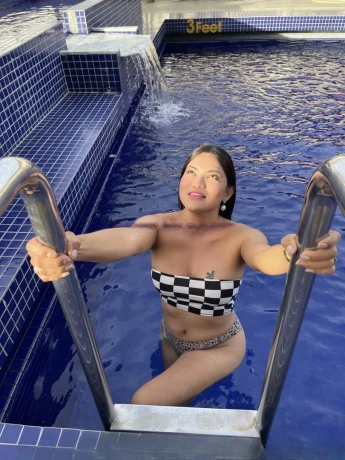 Top Brianna — 3 / 9