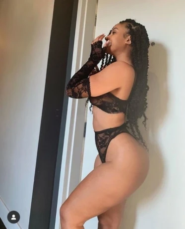 Vip Escort Rosa — 1 / 3