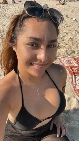 Ladyboy Nam Ponce — 10 / 14