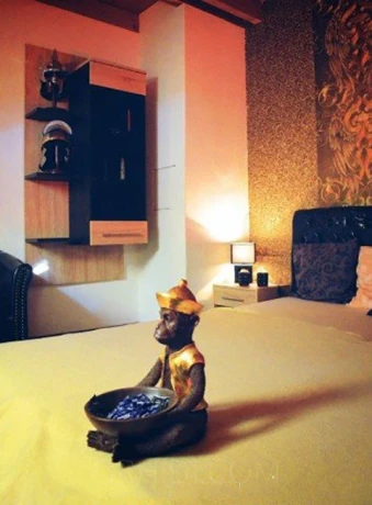 Nette Mädels gesucht — 2 / 4