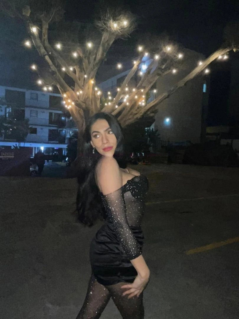 Katerin Trejo, Escort, Köniz